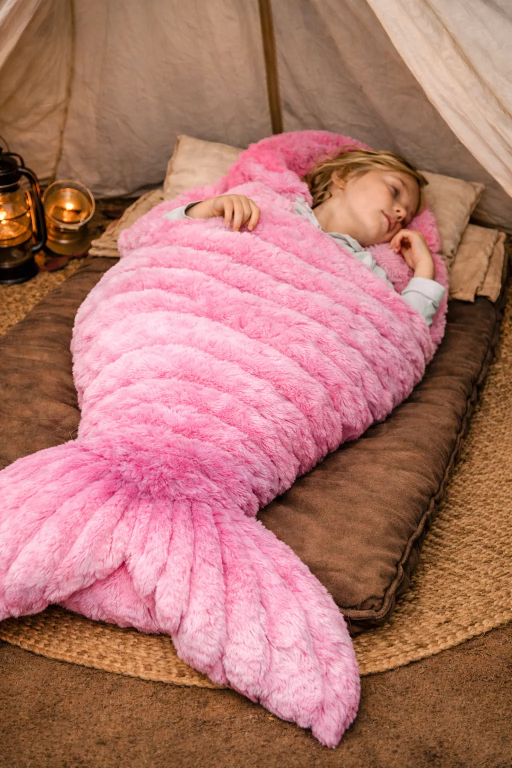 Examples and Comparisons of Mermaid Tail Sleeping Bags - Choosing the Best Fit for You
